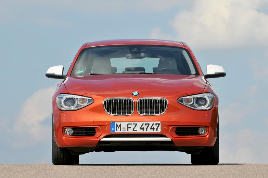  BMW 120d Urban Line 2011 года  (фото 39 из 193)